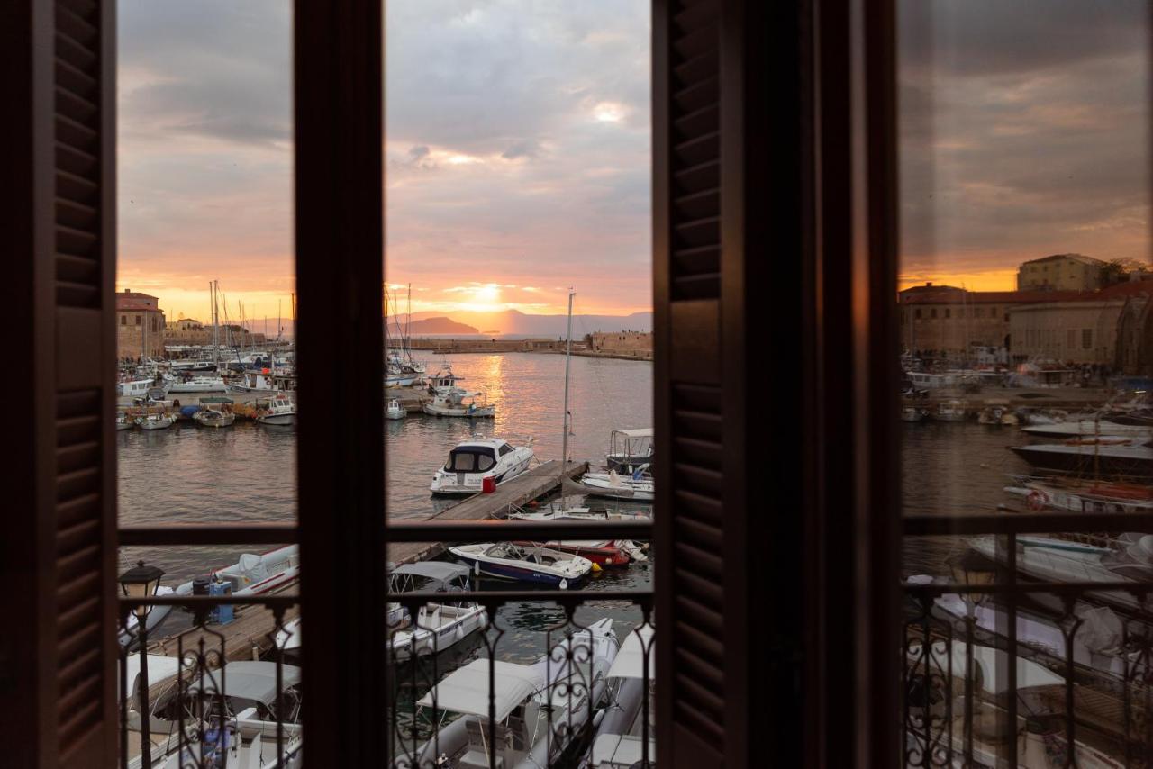 Destino Home Overlooking The Venetian Port Of Chania Chania  Exteriör bild